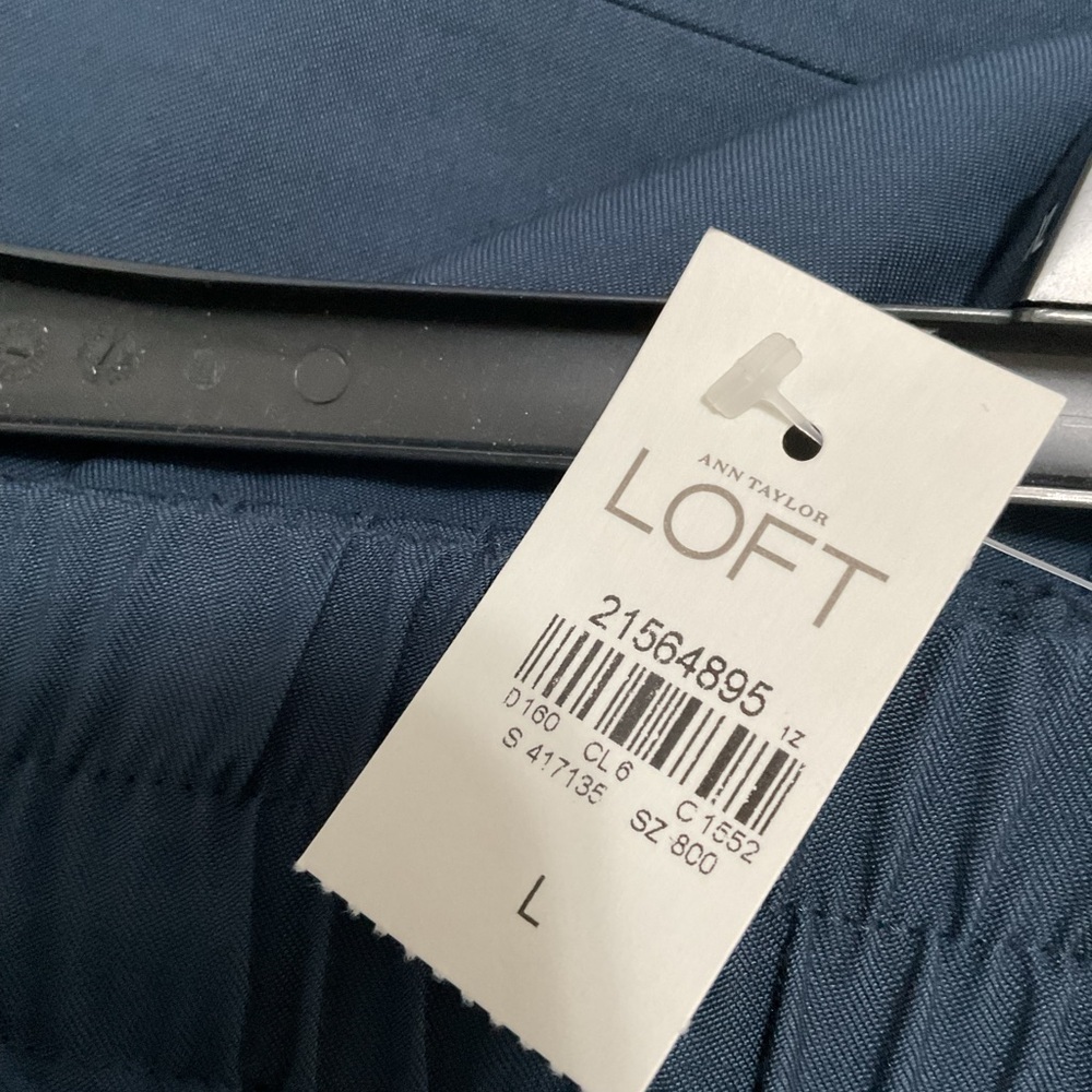 LOFT. Elegant Navy Blue Women's Skirt. SIZE L - Picture 8 of 11